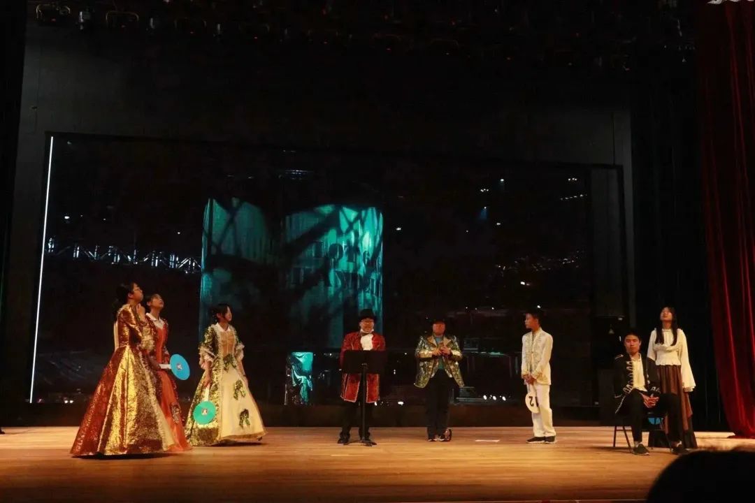 舞台地板_舞台上的地板是什么木_舞台木地板用什么材料